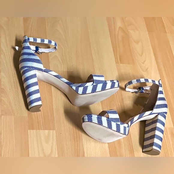 Nine West Blue & White Stripe fabric platform sandals  - Size 8 - Picture 5 of 6
